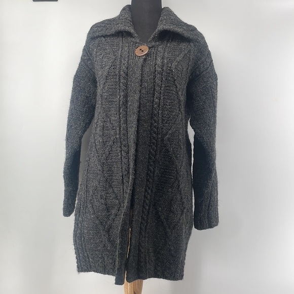 Carraig Donn cable knit cardigan made in Ireland 100% merino wool coastal sz sm - Picture 5 of 12